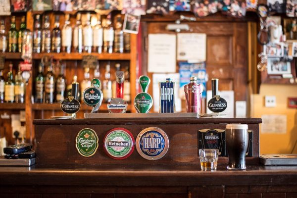 Irland-Bar-1