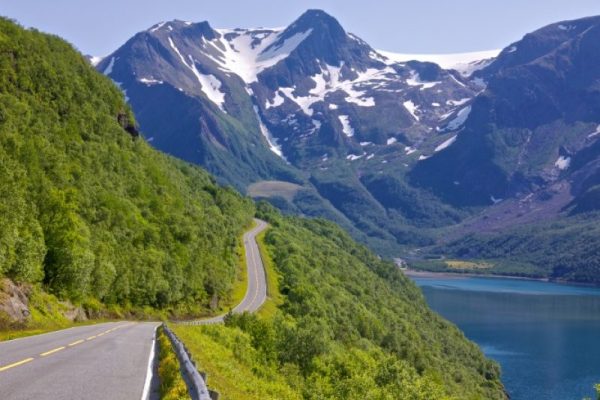 norwegen-strasse-2-800x600